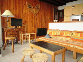 Appartement coeur de station avec parking privé à Super Besse - FR-1-814-47